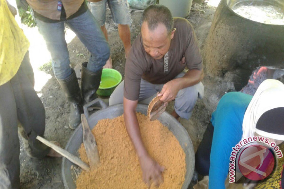 OWT Ajak Petani Sipirok Latih Petani Aren Sulawesi Selatan