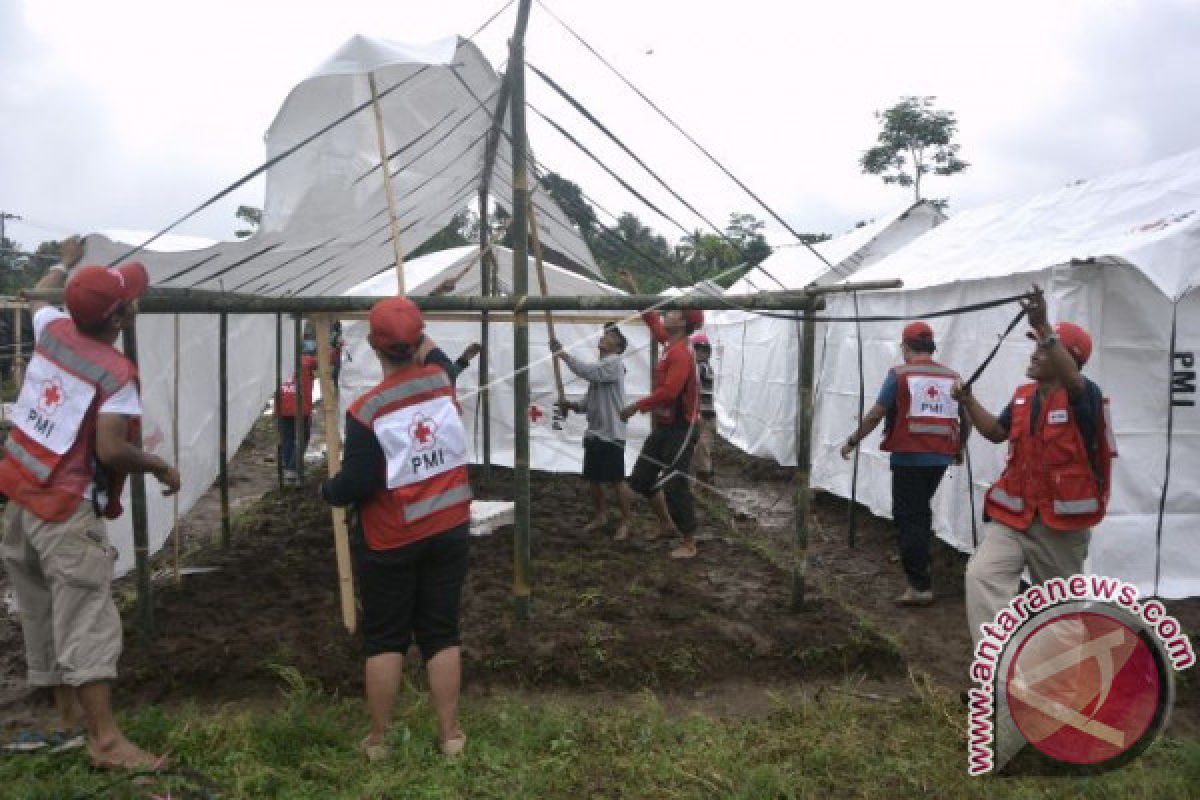 PMI Intensifkan PTT bantu pengungsi Gunung Agung