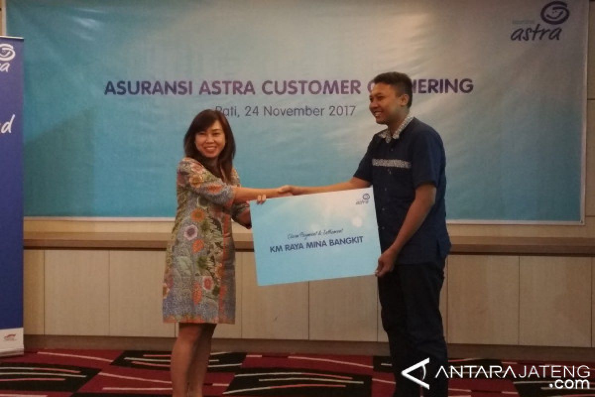 Astra Bayarkan Klaim Asuransi Kebakaran Kapal Juwana