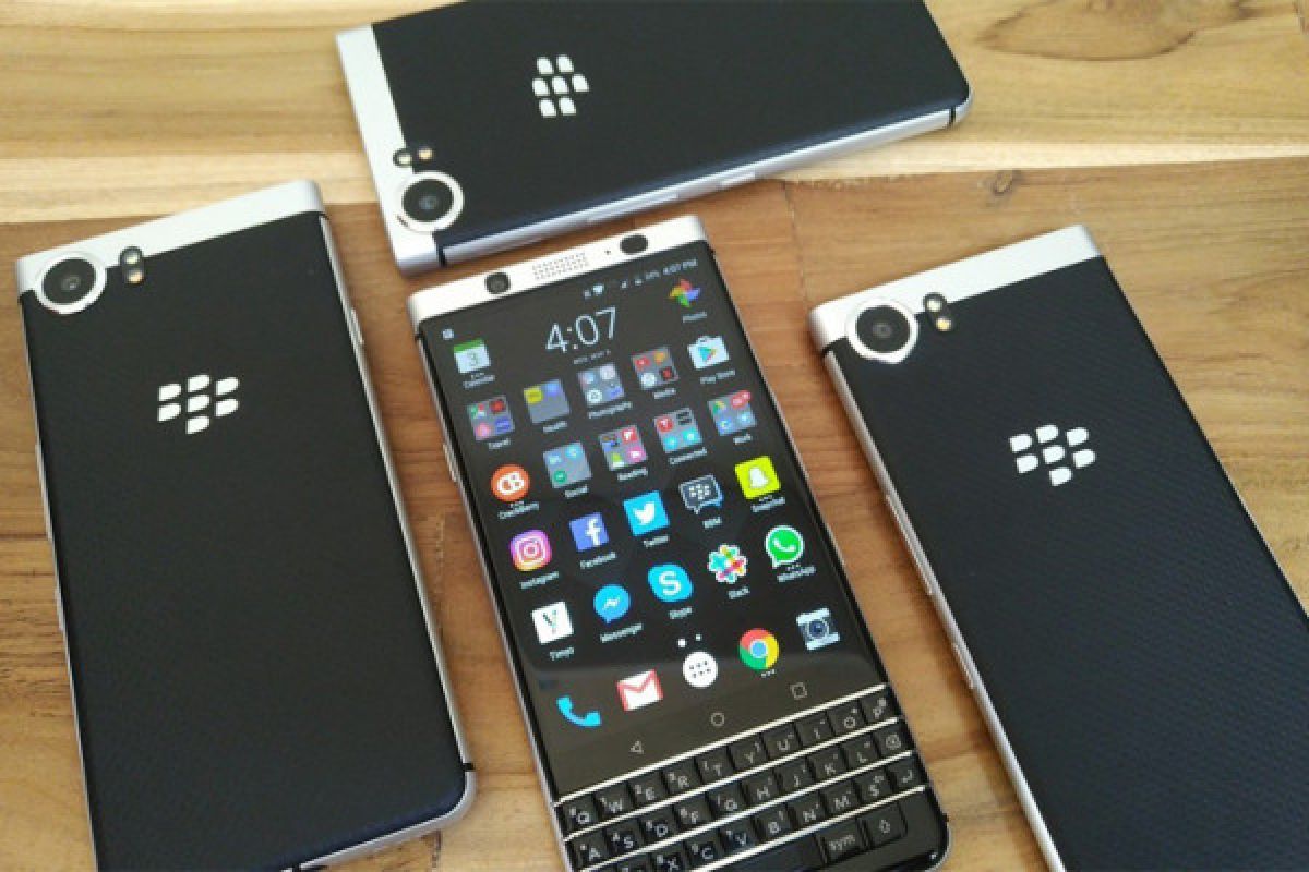 BlackBerry KEYone Resmi Hadir di Indonesia