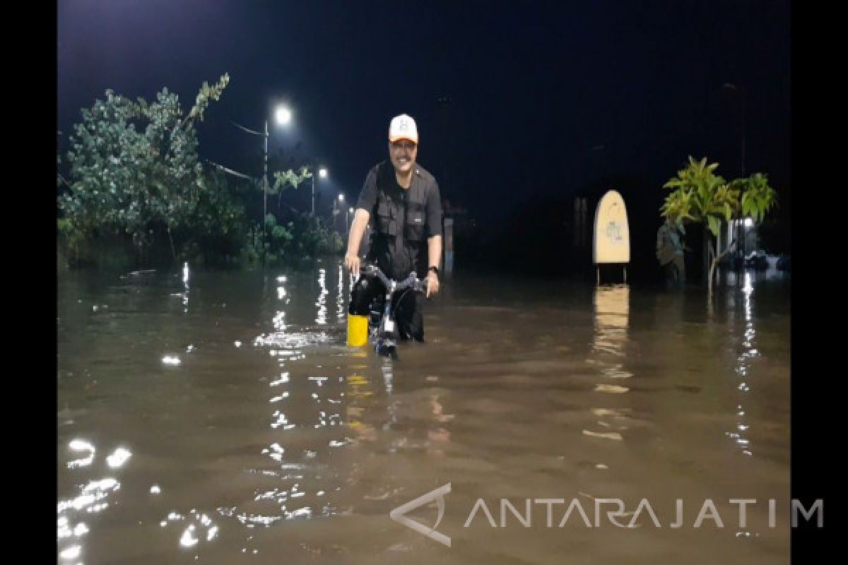 Gus Ipul: 13 Pompa Alirkan Banjir Melalui Tanggul Lapindo