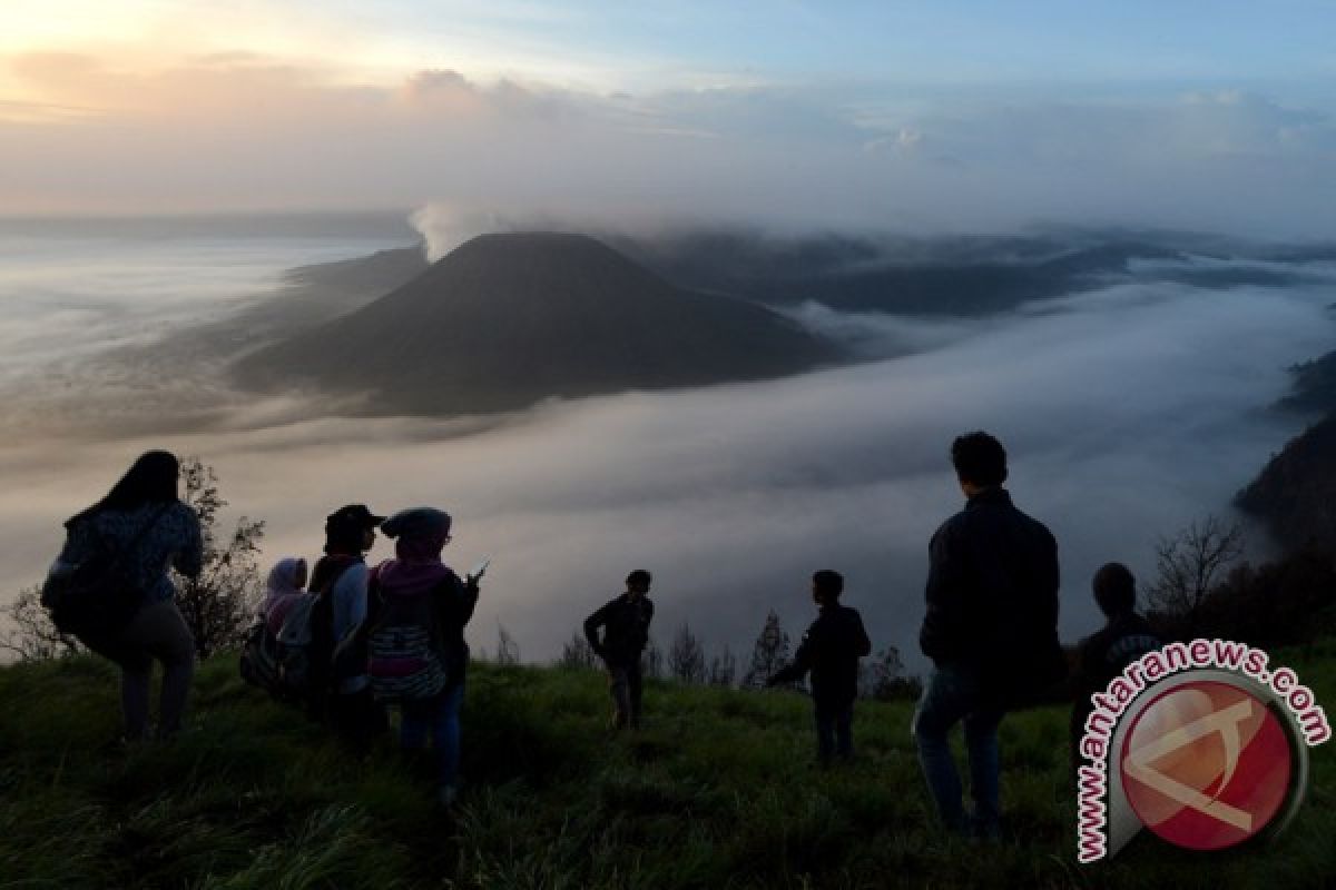 Kunjungan wisatawan Gunung Bromo-Semeru meningkat selama liburan