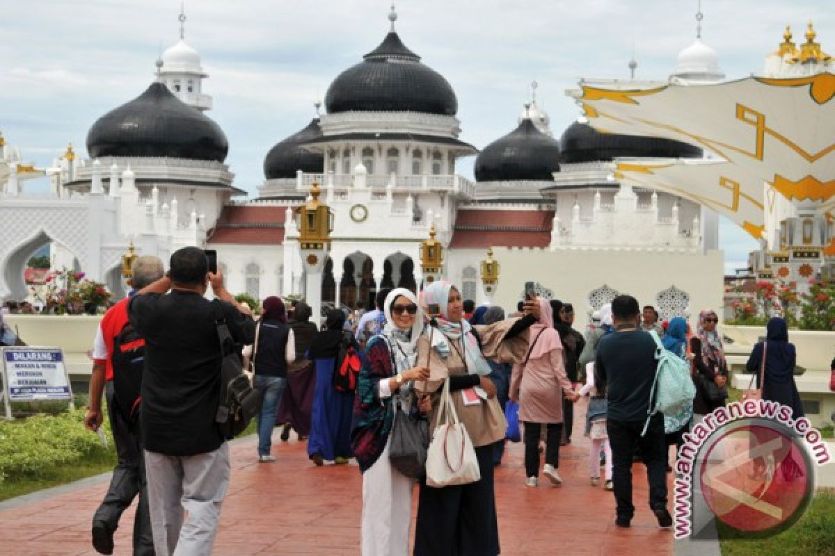 Aceh targetkan 4 juta wisatawan