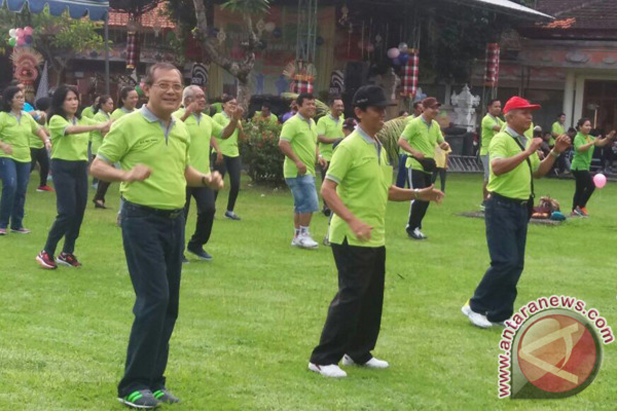 RSU Puri Raharja Bantu Tiga Unit Bedah Rumah