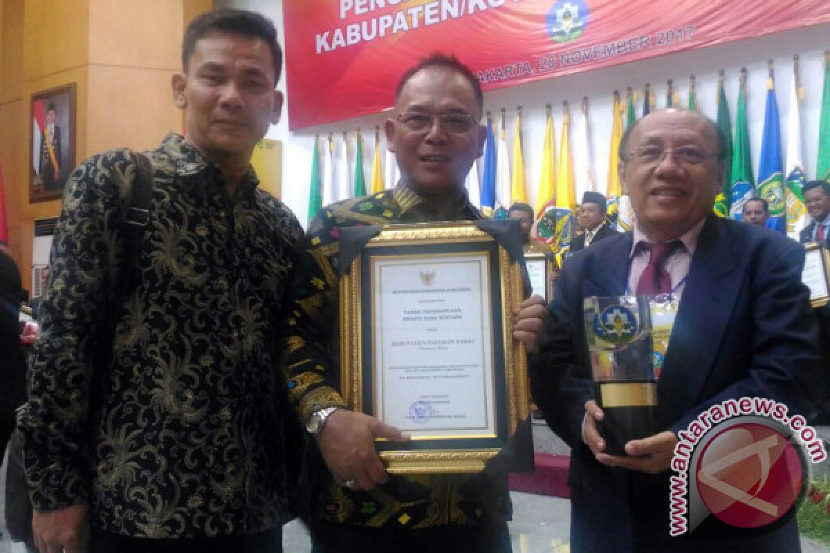 Pasaman Barat Terima Swasti Saba Wistara, Penghargaan Tertinggi Kabupaten Sehat