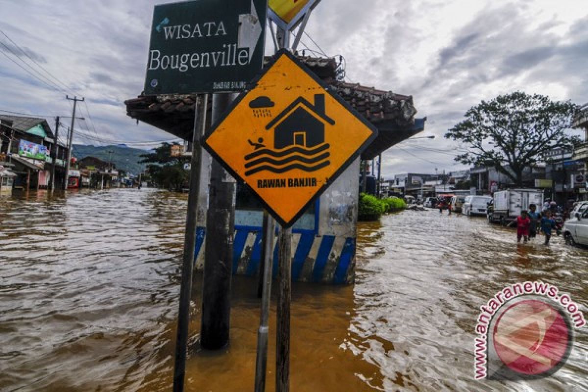 Tujuh kecamatan di Kabupaten Bandung dilanda banjir