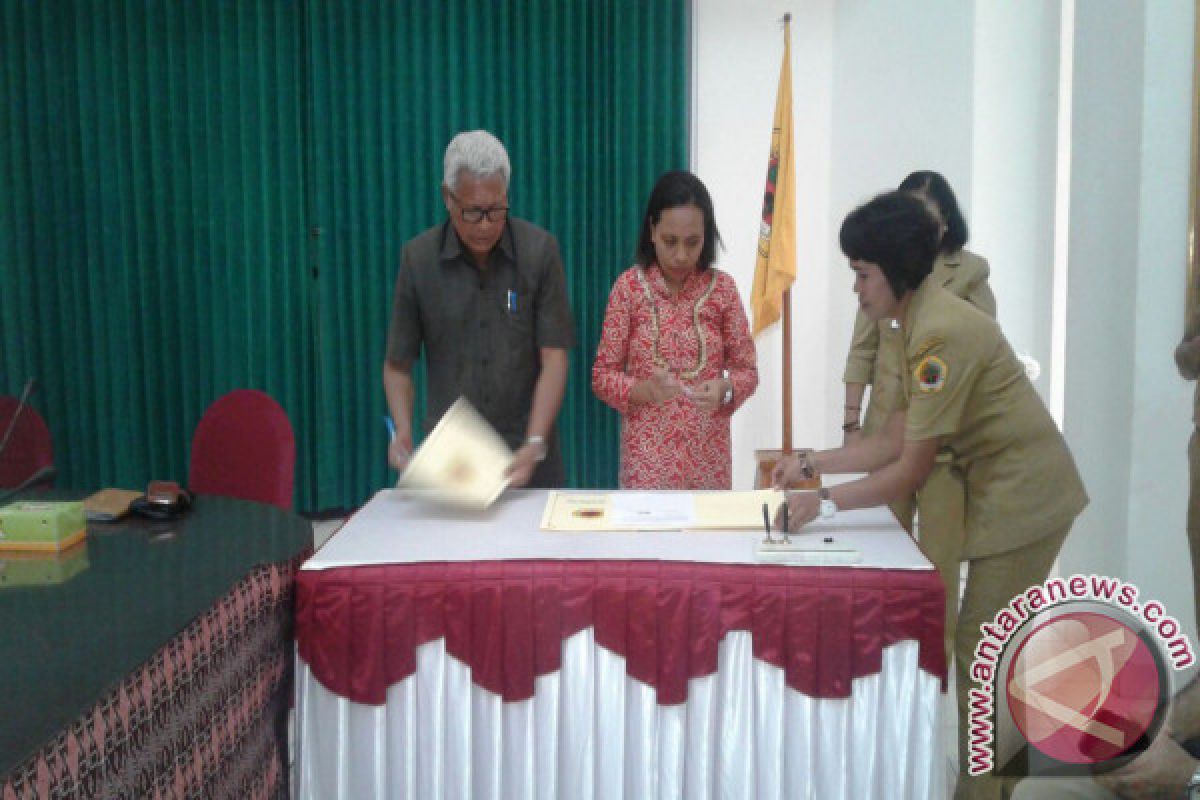 Pemda Kupang dan Panwaslu Tandatangani NPHD