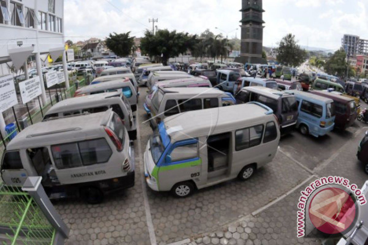 Angkutan Kota Pematangsiantar Mogok Beroperasi 