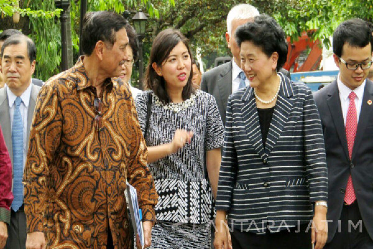 Wakil PM China Temui Presiden Jokowi Laporkan Kesepakatan Solo (Video)