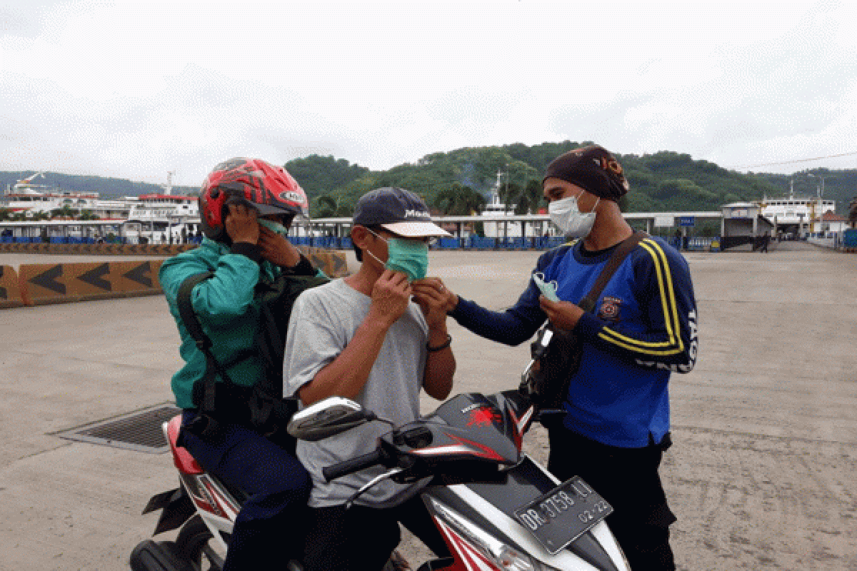 Kemensos Salurkan Masker Ke Bali Dan NTB