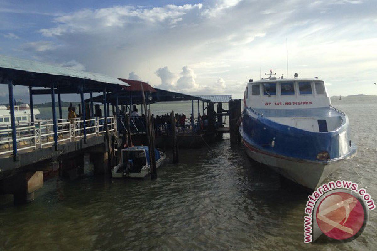 Waduh, pelayaran antarprovinsi Kepri-Riau terganggu