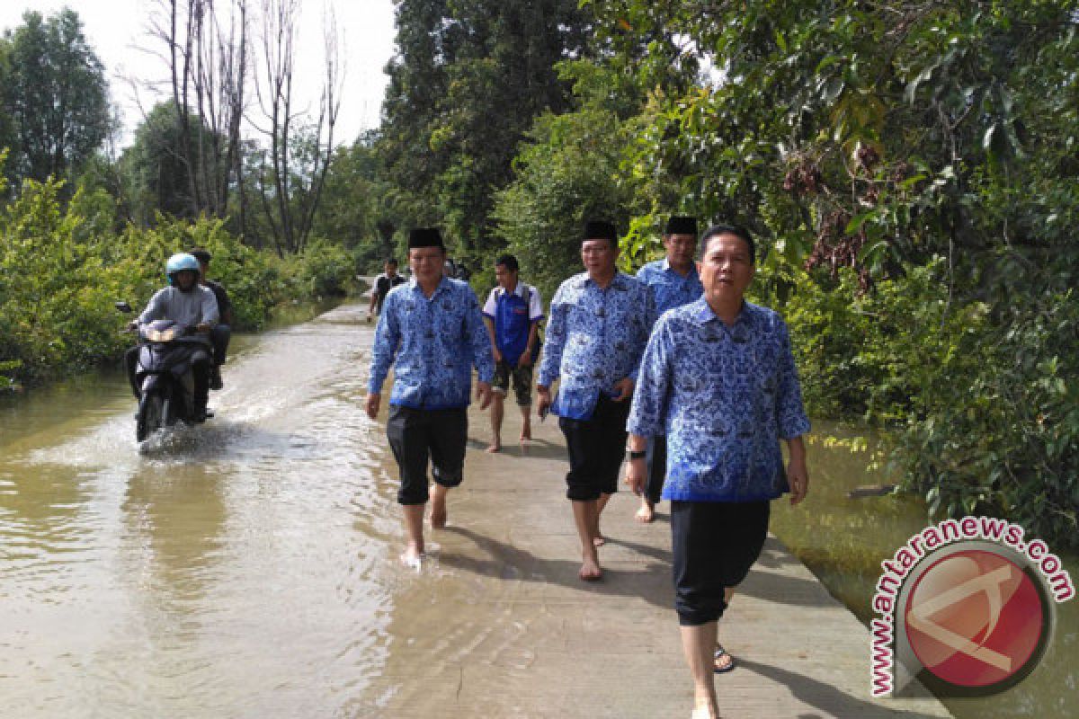 Bupati Batanghari Minta BWSS Tanggapi Laporannya