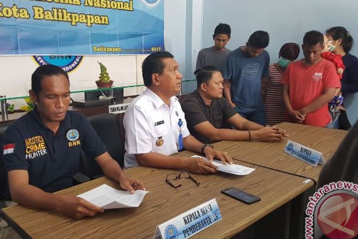 BNNK Balikpapan Menangkap Tujuh Pelaku Penyalahgunaan Narkoba