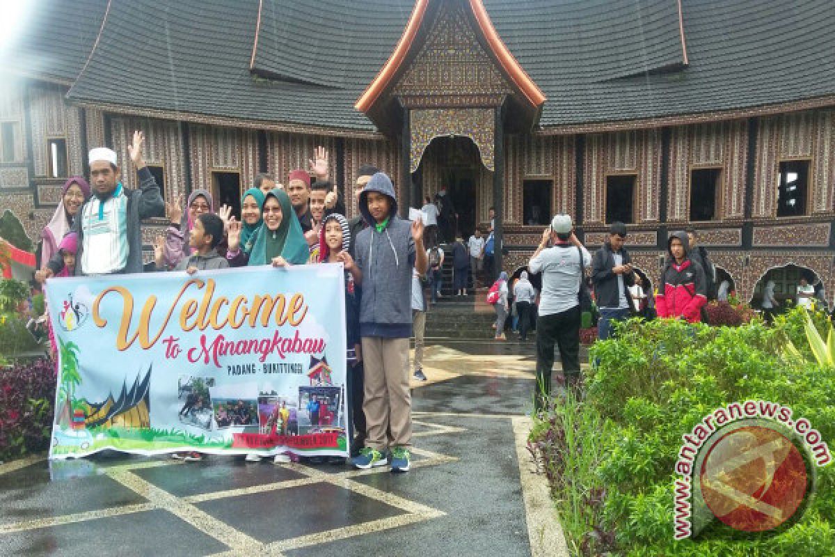 995 Wisatawan Kunjungi Objek Wisata di Bukittinggi, Alamnya Masih Hijau
