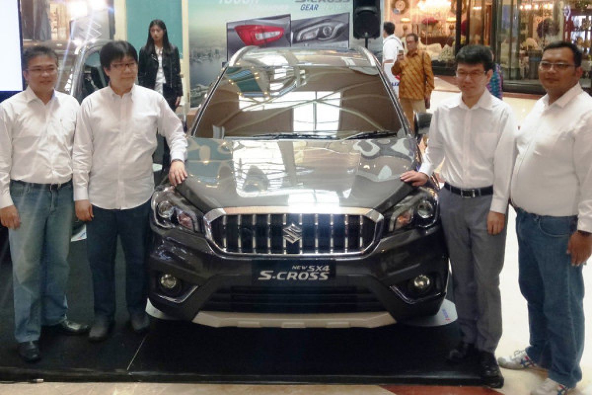 Perbedaan Suzuki SX4 S-Cross versi Indonesia dengan India