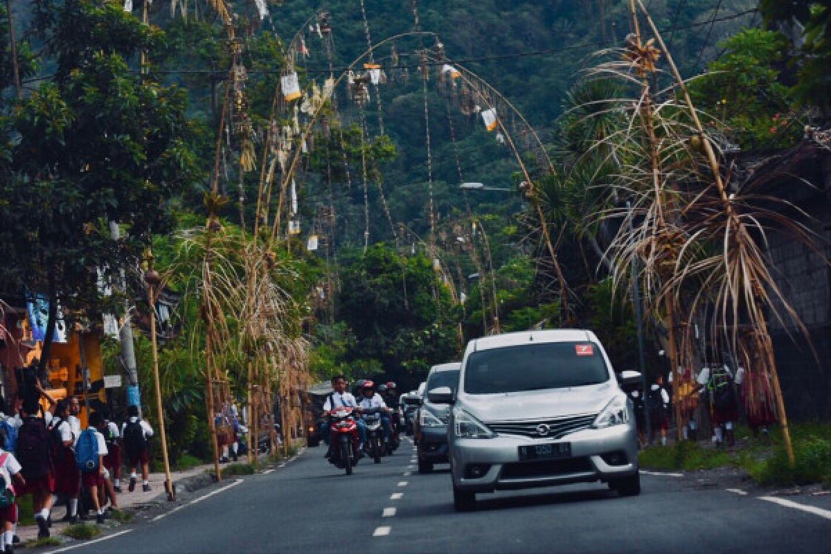 Menjelajah 130 km, konsumsi bahan bakar Grand Livina hanya 20,7 km/liter