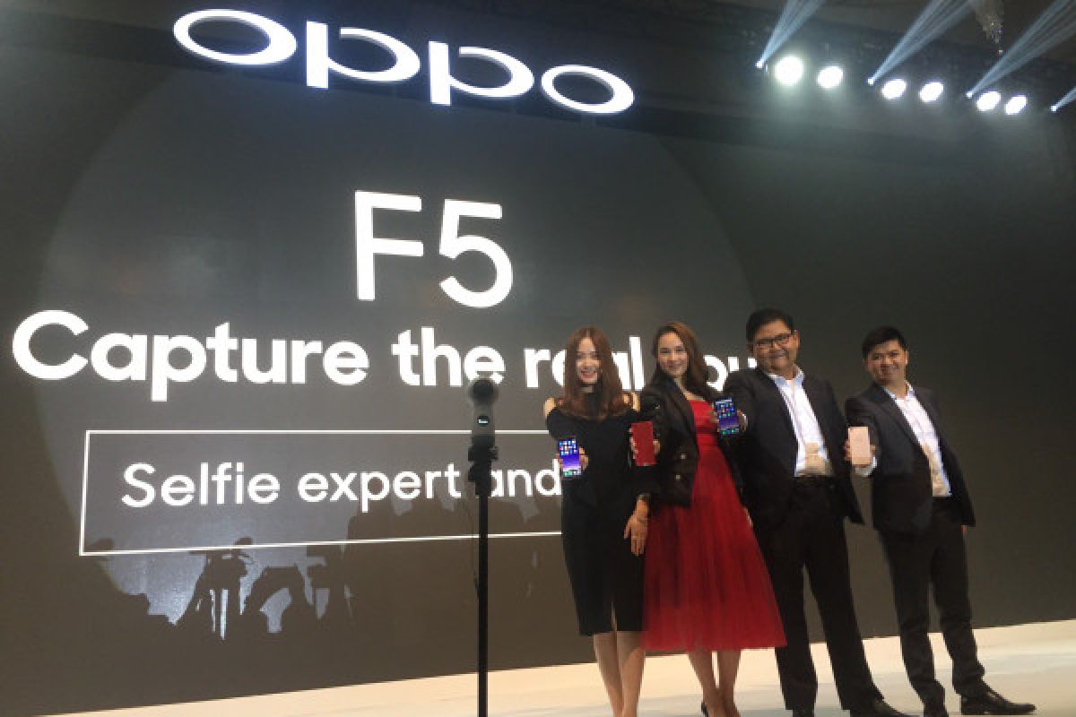 Oppo F5 resmi meluncur, ini spesifikasi lengkapnya