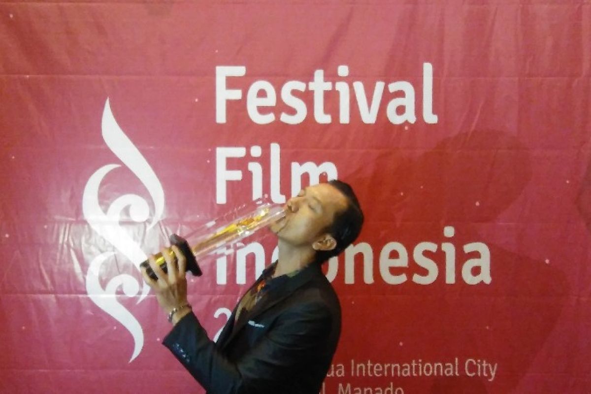 Teuku Rifnu Wikana jadi pemeran utama pria terbaik di FFI 2017