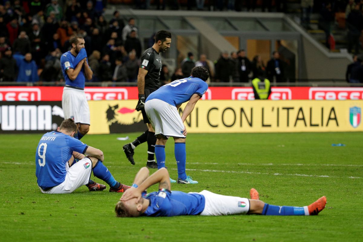 Gagal ke Piala Dunia, Presiden Federasi Sepak Bola Italia mengundurkan diri