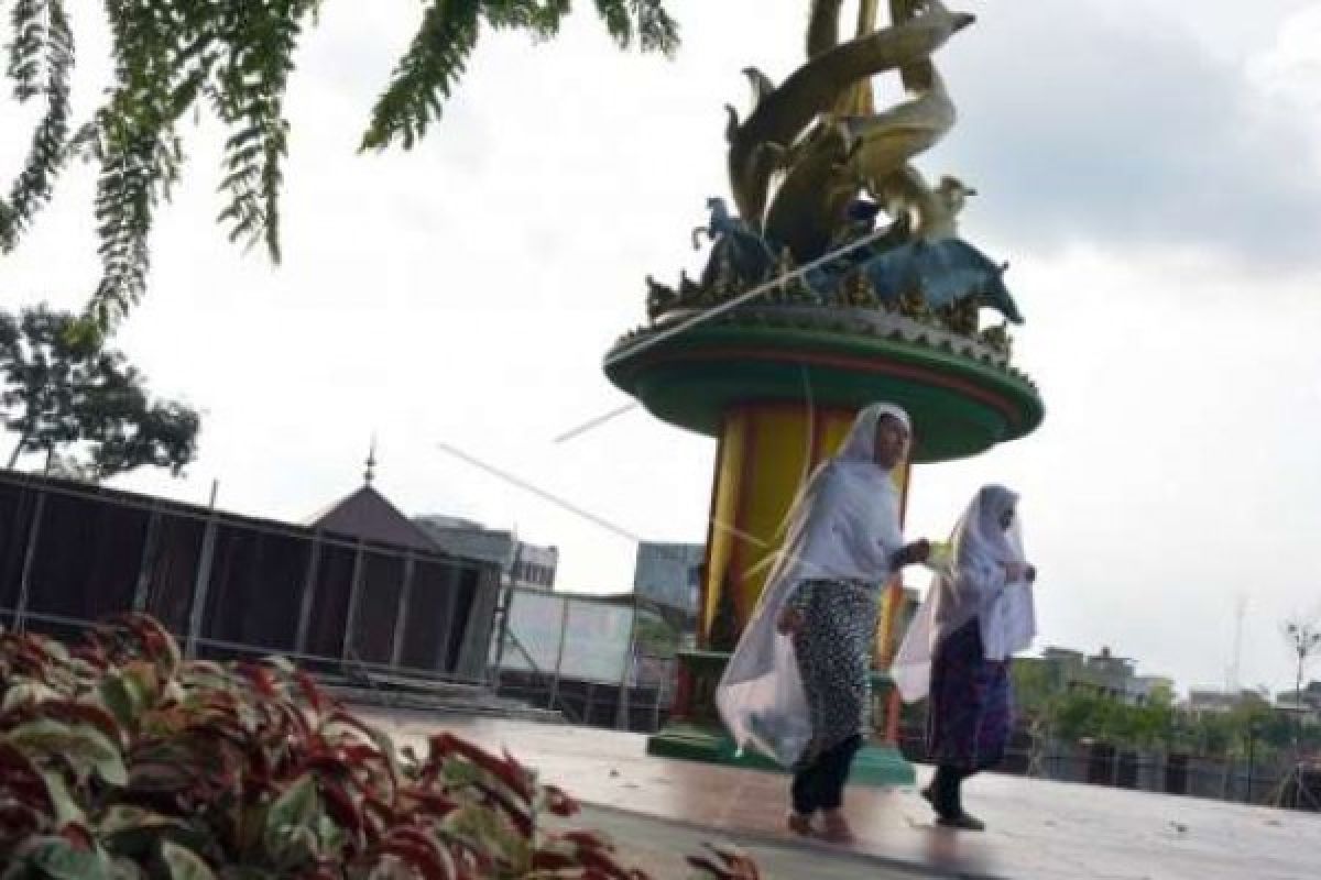 Baru Satu Tersangka Tugu Anti-Korupsi Yang Ditahan Kejati Riau