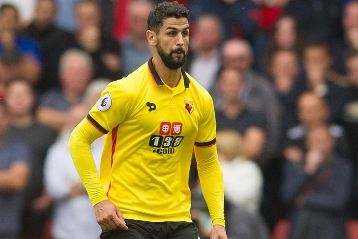 Britos diragukan tampil saat Watford hadapi Man United