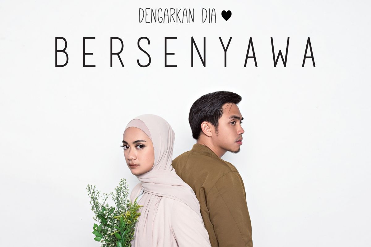 Dengarkan Dia rilis single