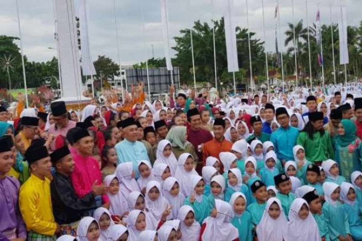 Festival Budaya Melayu Dibuka Dengan Penampilan Dari 2.020 Penari Zapin