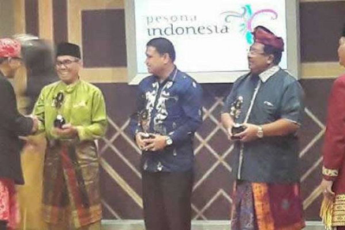 Festival Pacu Jalur Dinobatkan Sebagai Pariwisata Terpopuler Indonesia 