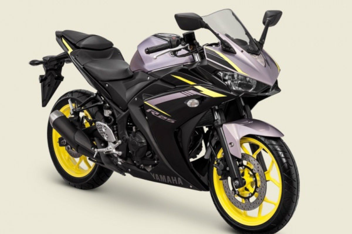 Yamaha R25 punya tiga warna baru