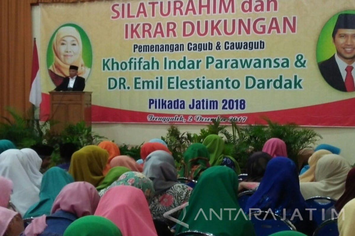 Ratusan Kiai-Santri Deklarasi Dukungan Khofifah-Emil di Pilgub Jatim