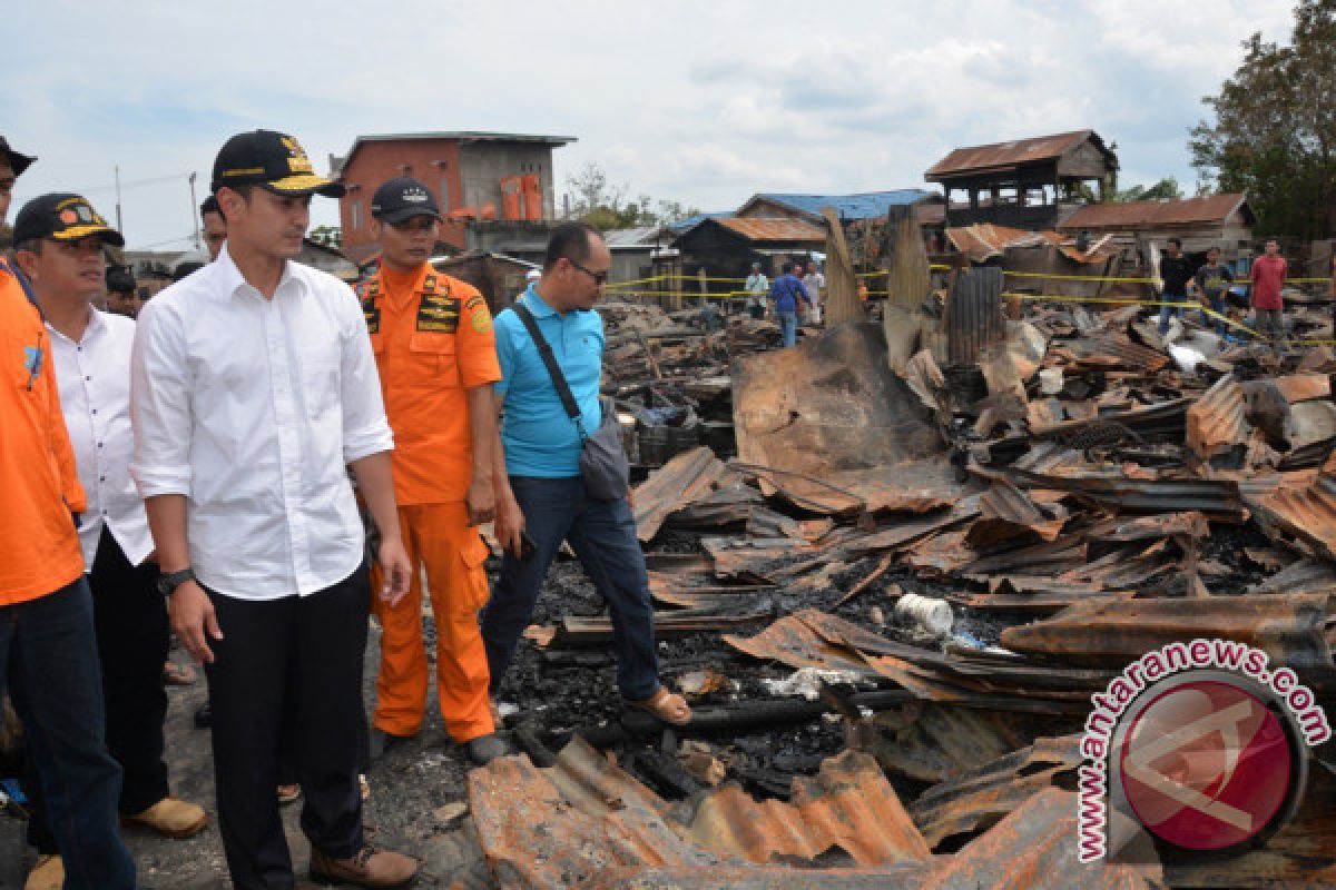 Gubernur Ajukan Bantuan ke Pusat Untuk Korban Kebakaran