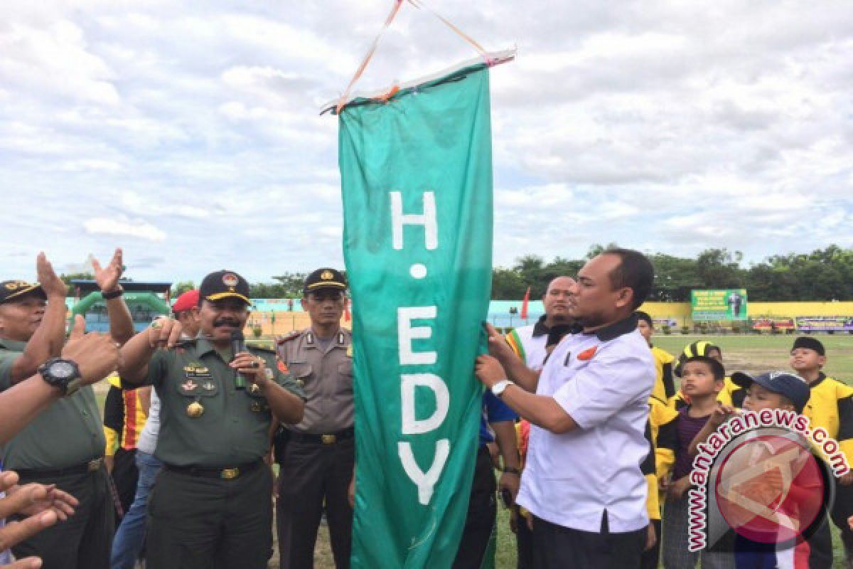 34 Tim Ikuti  Turnamen Sepakbola Edy Rahmayadi Cup 