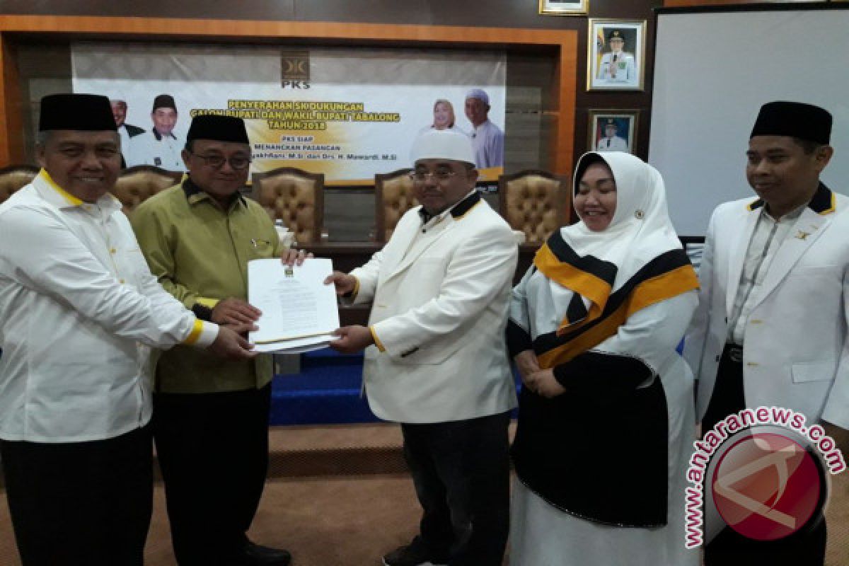 DPP PKS Serahkan Dukungan Calon Bupati Tabalong