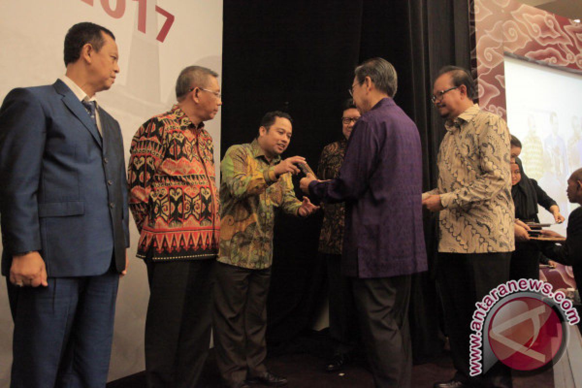 Kota Tangerang Raih Penghargaan Anugerah Pandu Negeri