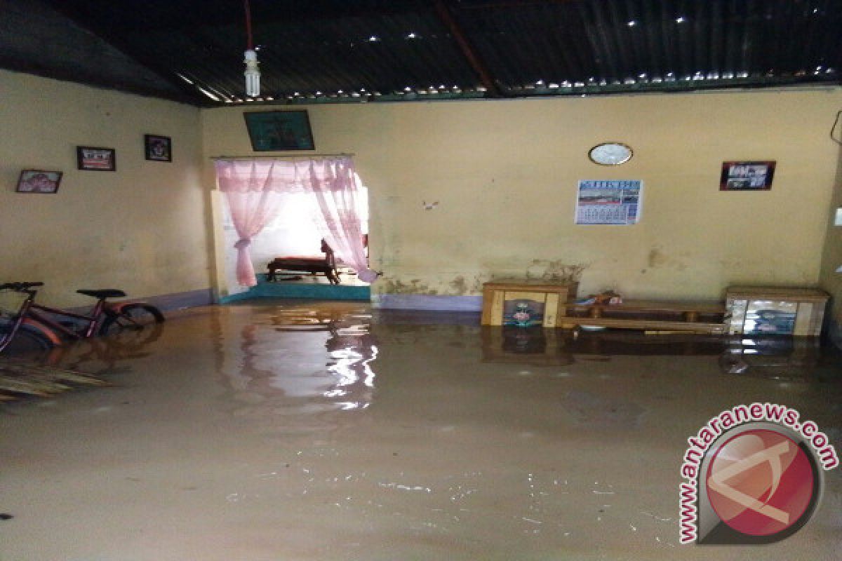 Sejumlah Daerah di Tapteng Dilanda Banjir 