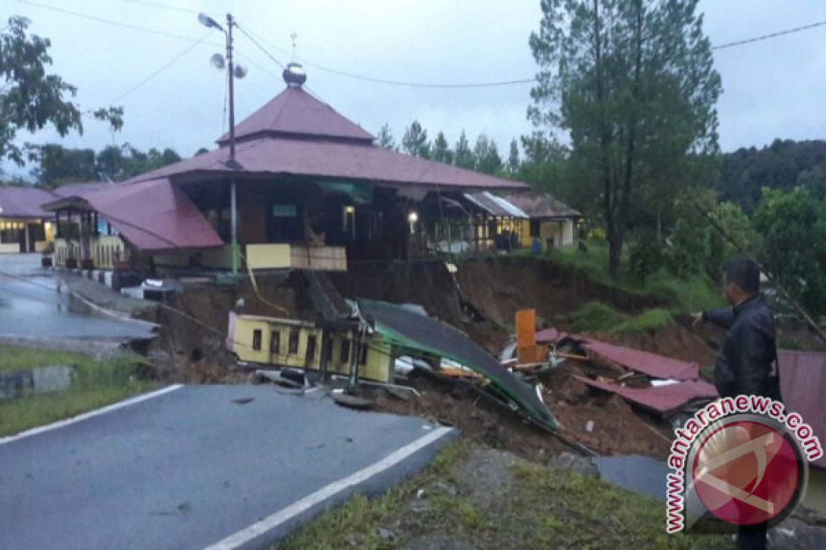 Mapolres Solok Aro Suka Amblas, Tahanan Dipindahkan