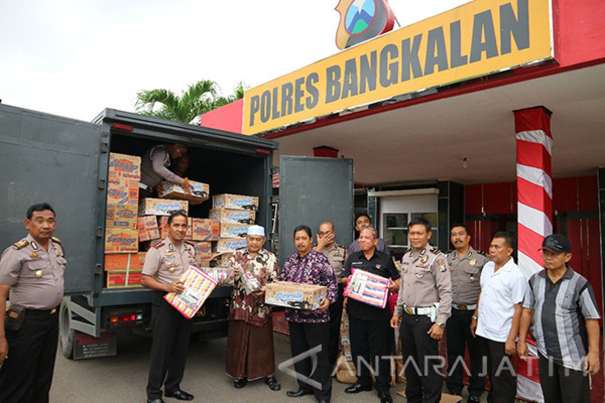 Polres Bangkalan Kirim Bantuan Kemanusiaan ke Pacitan