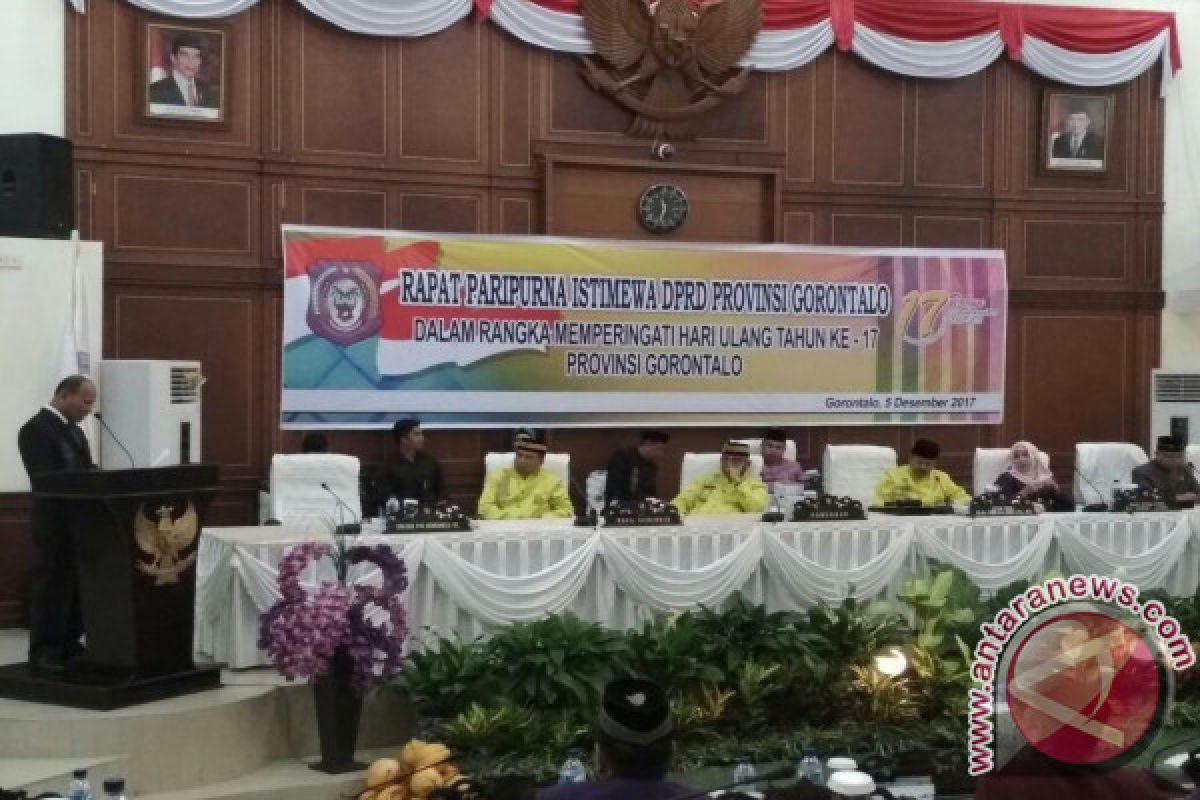 Gubernur Gorontalo Evaluasi Program Pembangunan Tahun 2017 