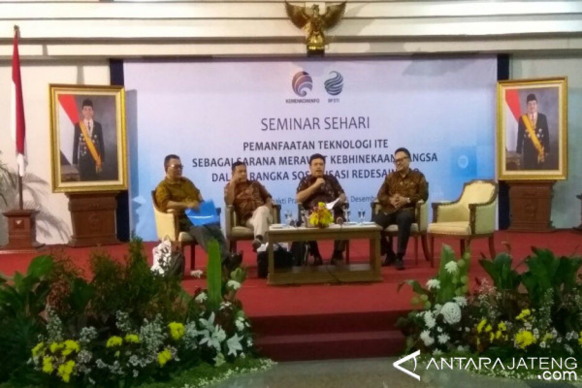 Tanggal Konten Negatif,  Kemkominfo Lakukan Literasi Digital