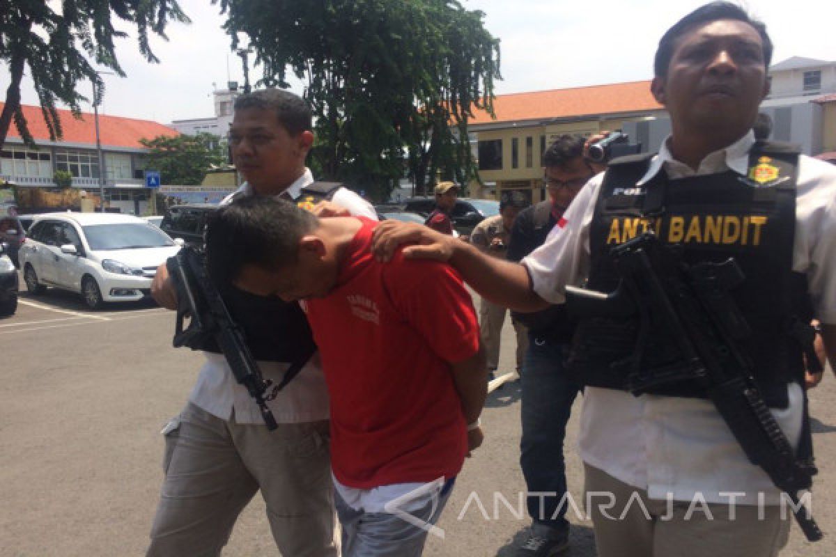 Polrestabes Surabaya Ungkap Kasus Gendam Rp4 Miliar