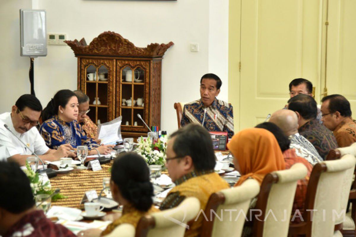 Jokowi Pastikan Penyaluran Rastra tidak Terlambat (Video)