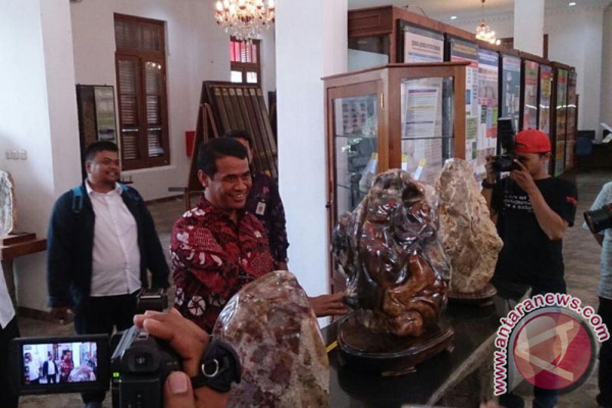 Batu Koleksi Museum Tanah Indonesia Pernah Dicuri (Video)