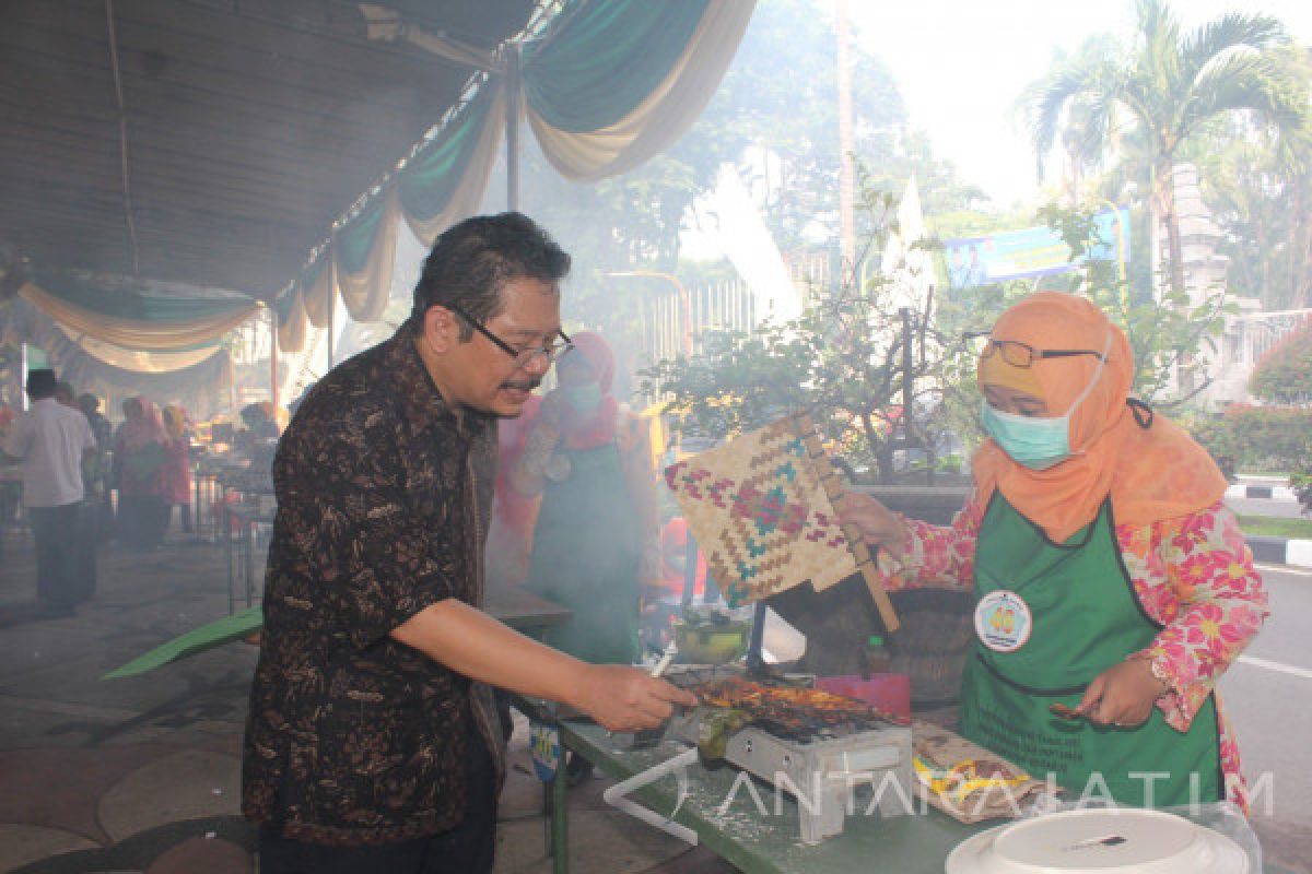 Sebanyak 54 Guru TK Ikuti Lomba Bakar Bandeng