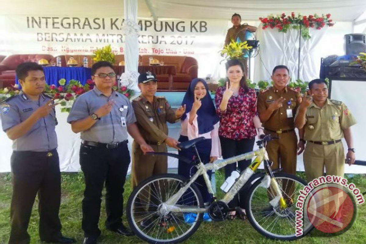 Verna Inkiriwang: semua instansi harus dukung Program Kampung KB