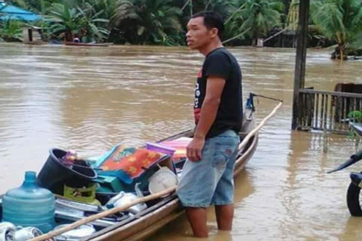 Banjir Bandang Kecamatan Gunung Purei Mulai Surut