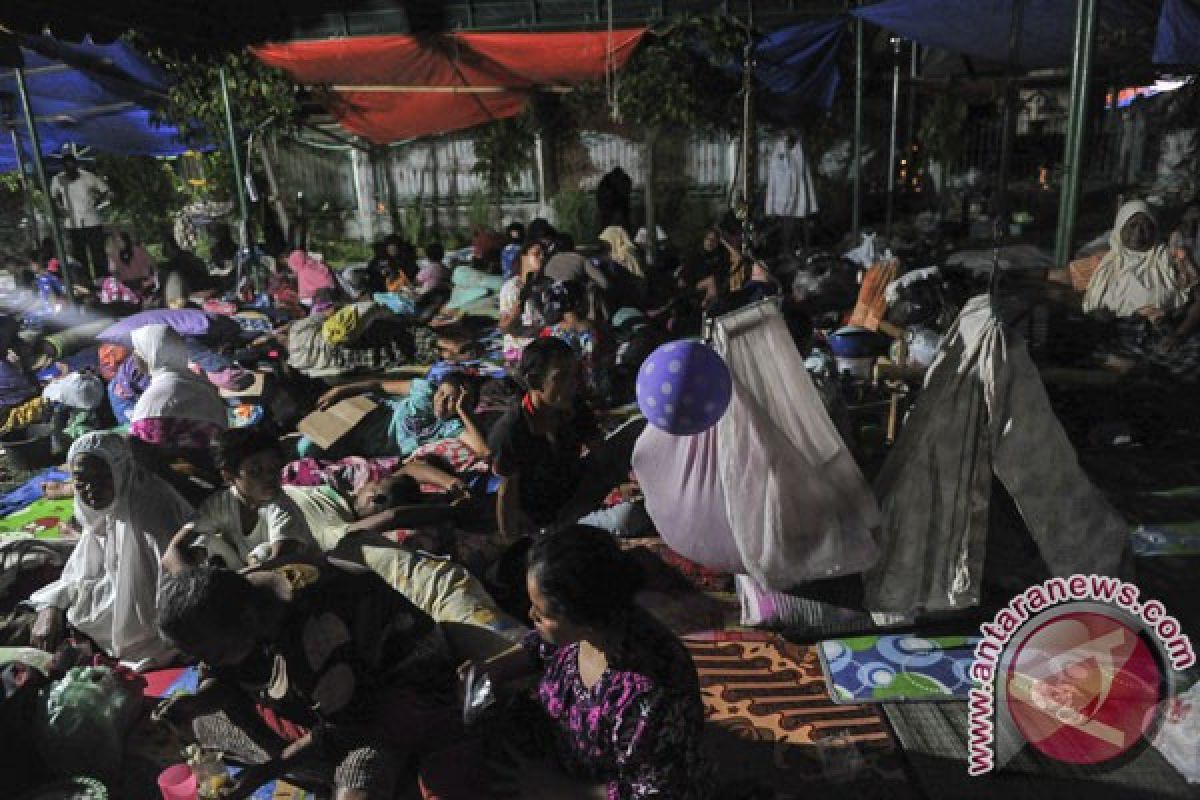 Puluhan keluarga mengungsi akibat gempa di Lebong Bengkulu