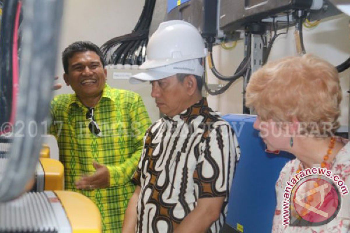 Gubernur Sulbar Resmikan PLTS Berkapasitas 315 Kilowatt 