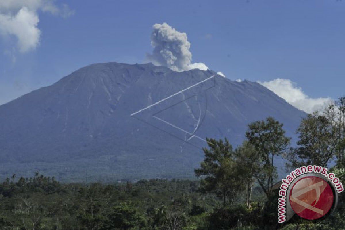 Mount Agung In Bali Erupts Again