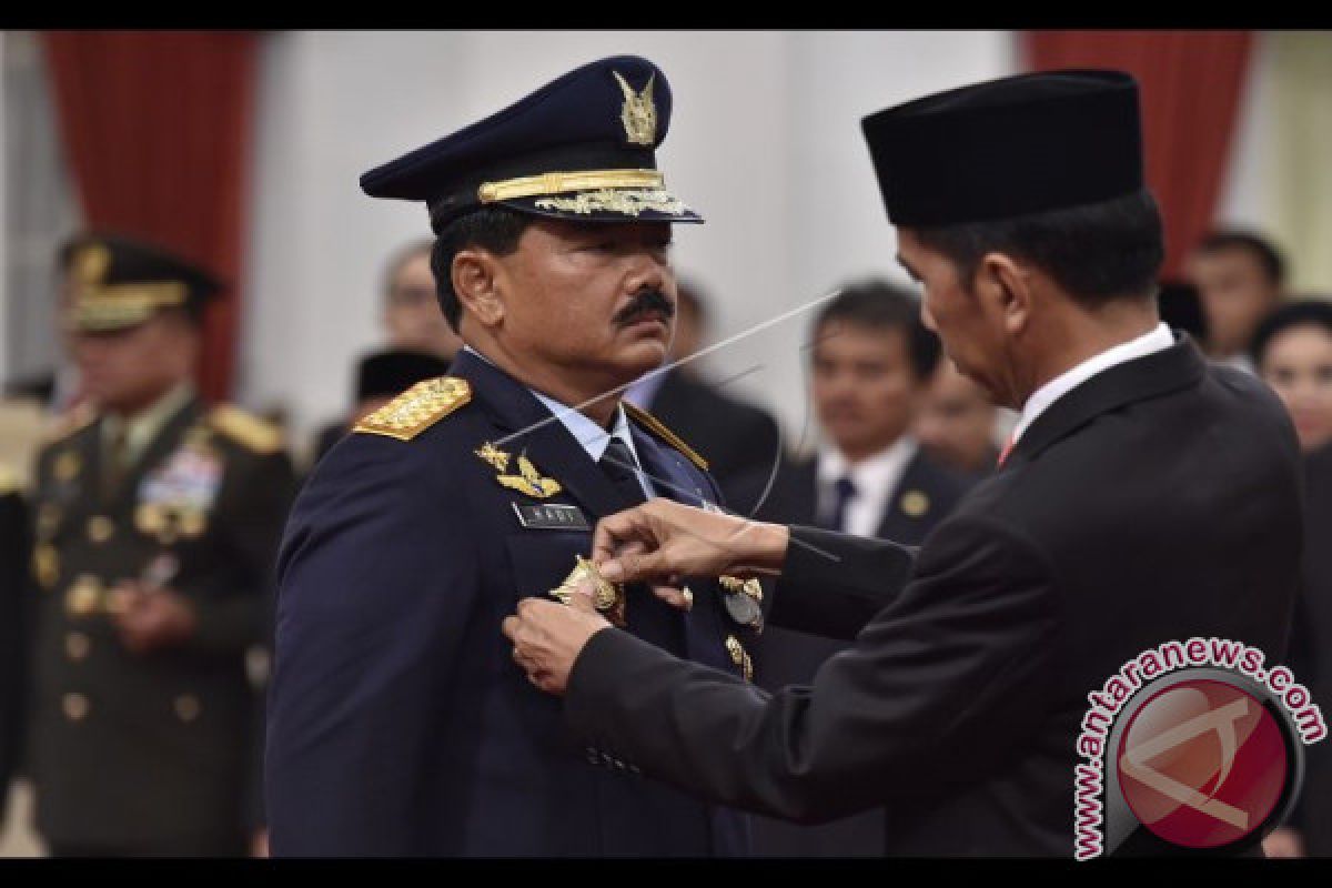 Presiden Jokowi Lantik Hadi Tjahjanto sebagai Panglima TNI