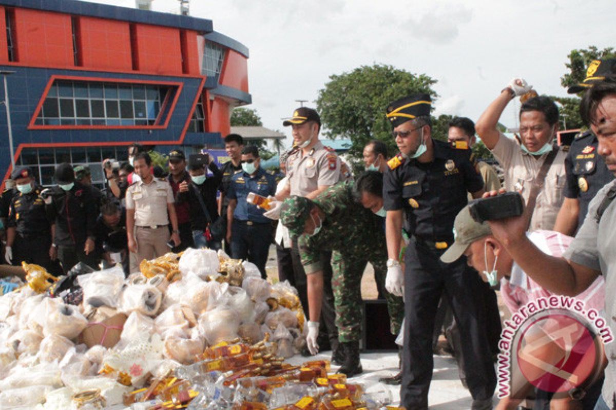 BC Kepri musnahkan barang bukti penyelundupan